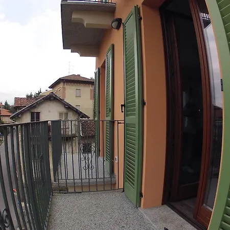 伊尔诺沃广场旅馆 斯特雷萨