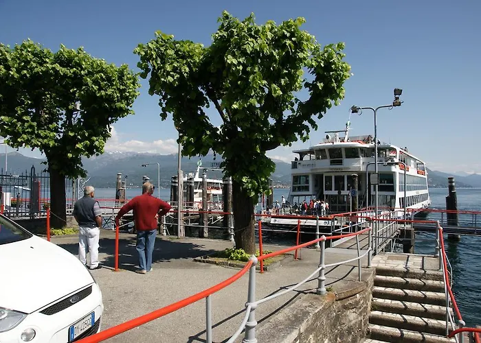 伊尔诺沃广场旅馆 公寓